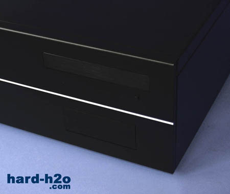 Ampliar Foto Caja Lian Li PC-C30B