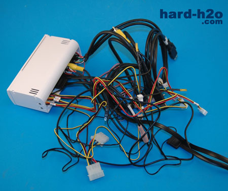 Ampliar Foto Controlador Multifunción Akasa All In One