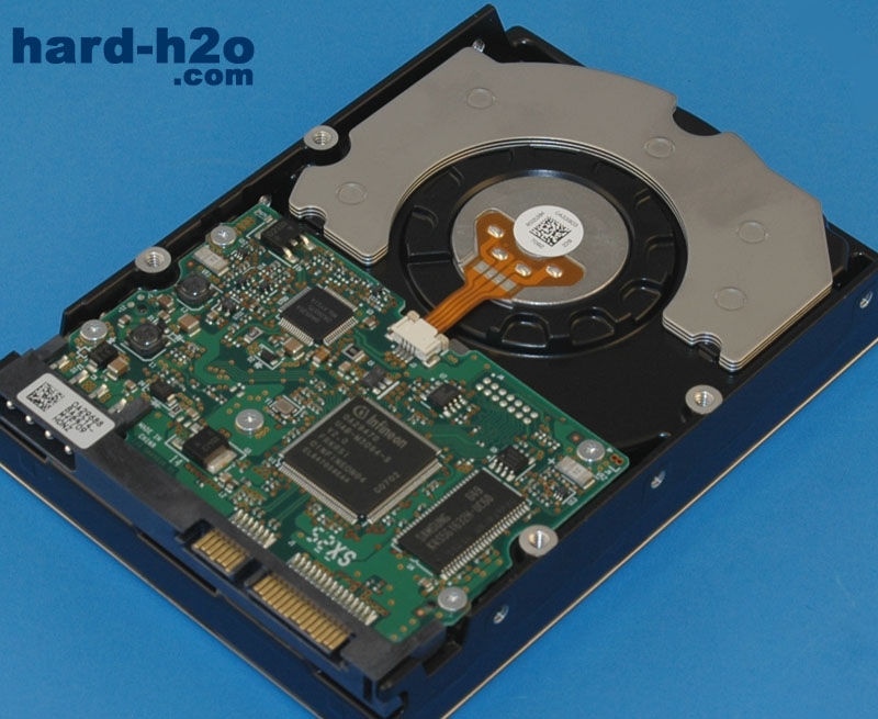 Hitachi Deskstar 7K1000.C Disque Dur Interne 1 To 3,5 SATA : :  Informatique
