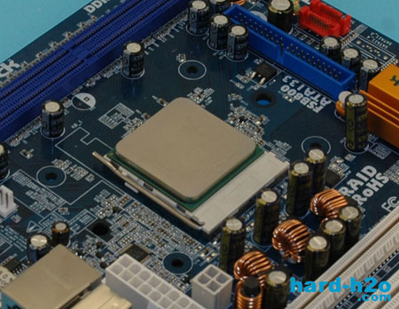 Ampliar Foto Disipador CPU Artic Cooling Freezer 64 LP