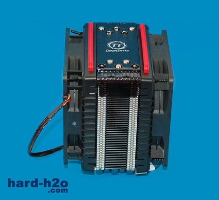 Ampliar Foto Disipador CPU Thermaltake Frio