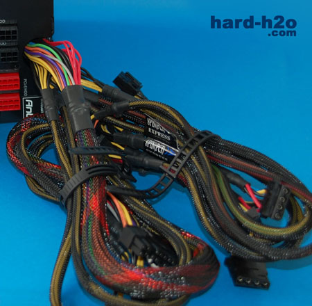 Ampliar Foto Fuente de alimentación Antec CP-850