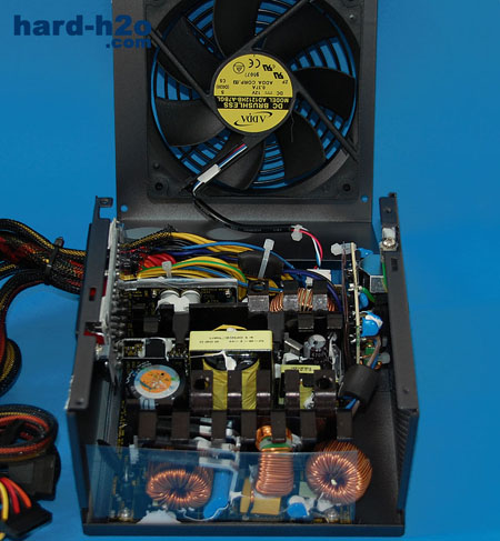 Ampliar Foto Fuente de alimentación Antec TruePower New 550