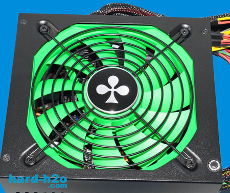 Ampliar Foto Fuente de alimentación Club3D CSP-D700CB