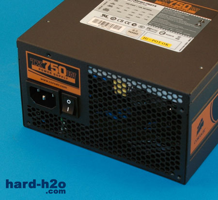 AAmpliar Foto Fuente de alimentación Corsair  TX750W