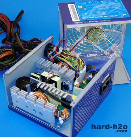 Ampliar Foto Fuente de alimentación Fortron Epsilon 80PLUS 700