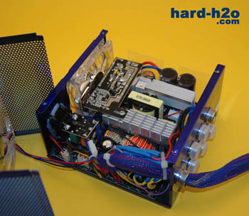 Ampliar foto Fuente Hiper R Modular 580W