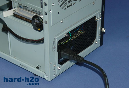 Ampliar Foto Fuente Hiper TypeR 580 W