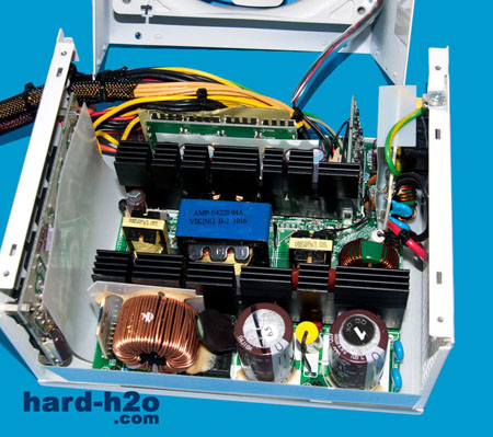 Ampliar Foto Fuente de alimentación NZXT HALE90 650