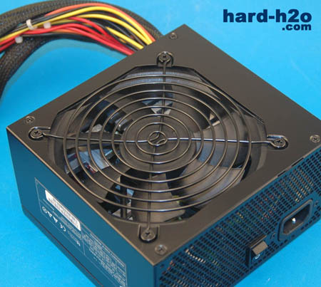 Ampliar Foto Fuente SilverStone Strider 560W ST56F