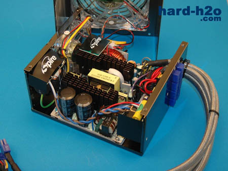 Ampliar Foto Fuente Spire Rocketeer