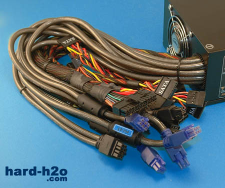Ampliar Foto Fuente de alimentación Tagan TurboJet 1100 W