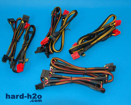 Ampliar Foto Fuente de alimentación Thermaltake Toughpower XT 775W