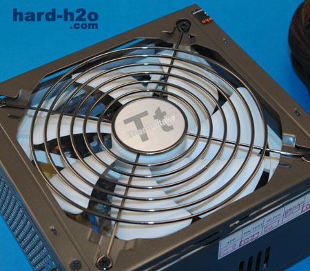 Ampliar Foto Fuente de alimentación Thermaltake TR2 QFan 450 W
