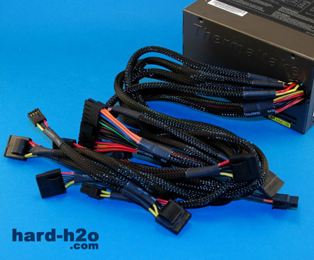 Ampliar Foto Fuente de alimentación Thermaltake TR2 QFan 450 W