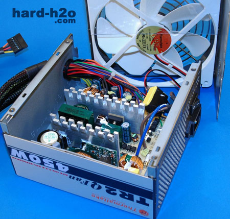 Ampliar Foto Fuente de alimentación Thermaltake TR2 QFan 450 W