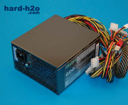 Ampliar Foto Fuente Xion PowerReal 600W
