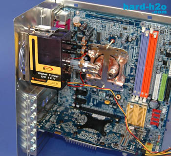 Ampliar foto Thermaltake Rocket