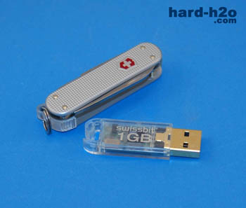 Ampliar foto Swissbit Victorinox 1Gb