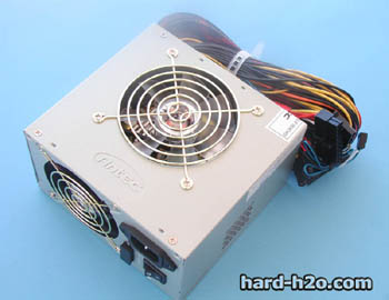 Ampliar foto Antec Truepower  550W