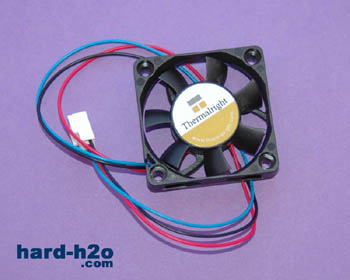 Ampliar foto disipador chipset Thermalright NB-1