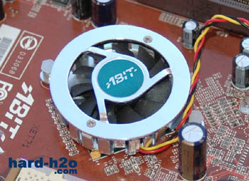 Ampliar foto disipador chipset Thermalright NB-1