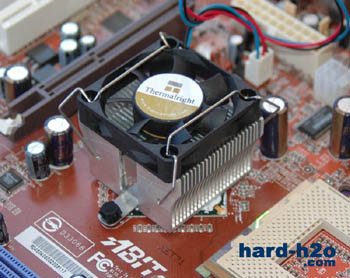 Ampliar foto disipador chipset Thermalright NB-1