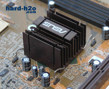 Ampliar foto disipador chipset Thermalright NB-1