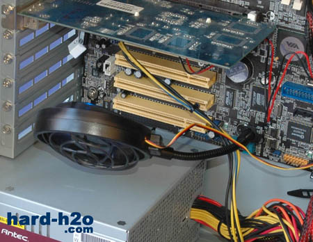 Ampliar Foto Ventiladore orientable Antec Spot Cool