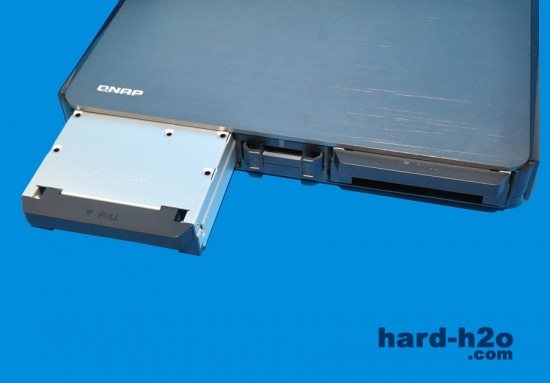 Ampliar foto QNAP HS-210